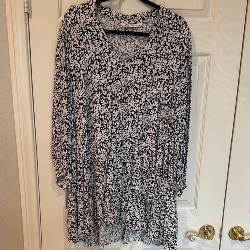 Zara Black and White Women's Drop Waist Dress